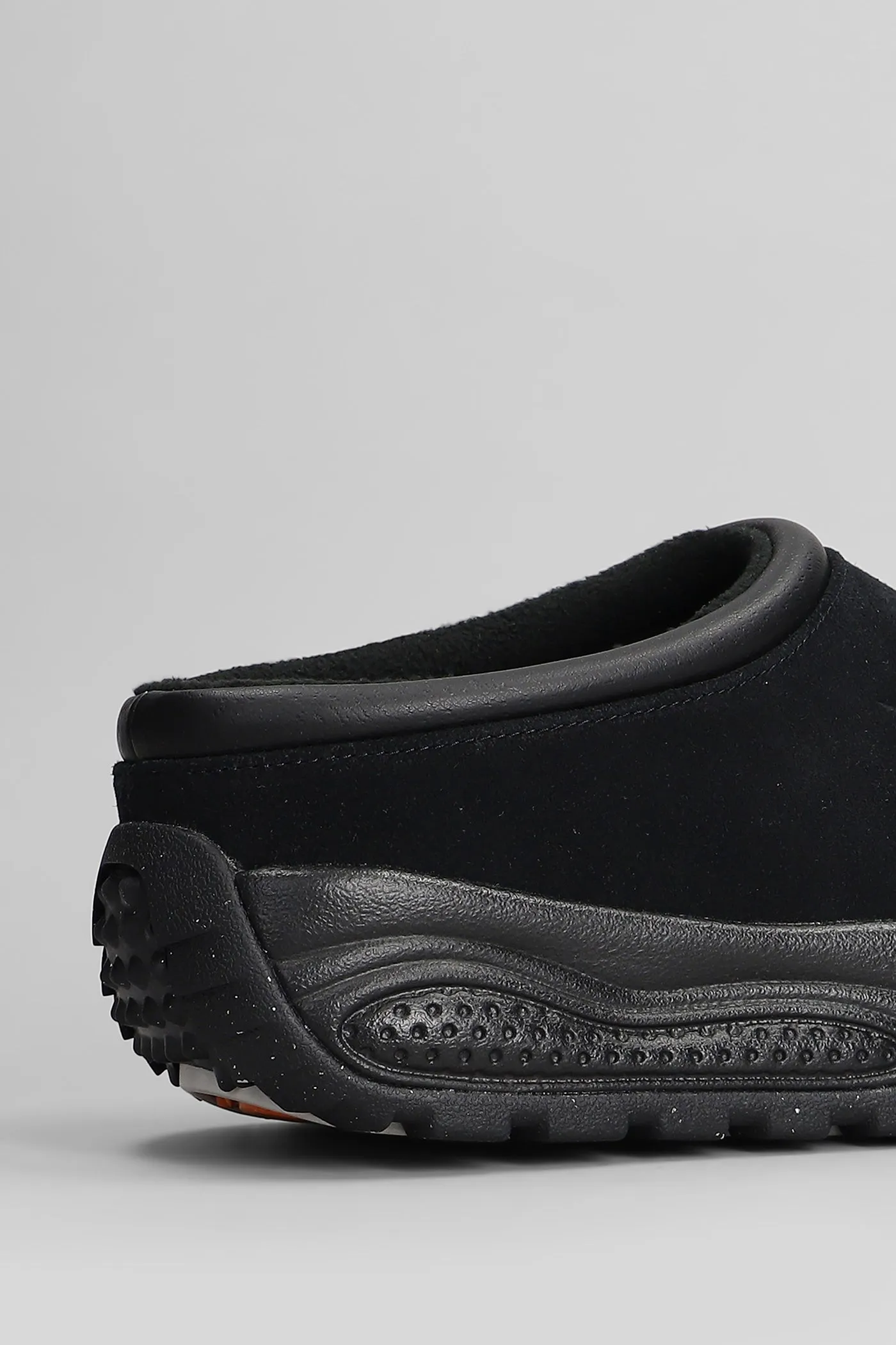 Acg Refus Slipper-Mule in black suede