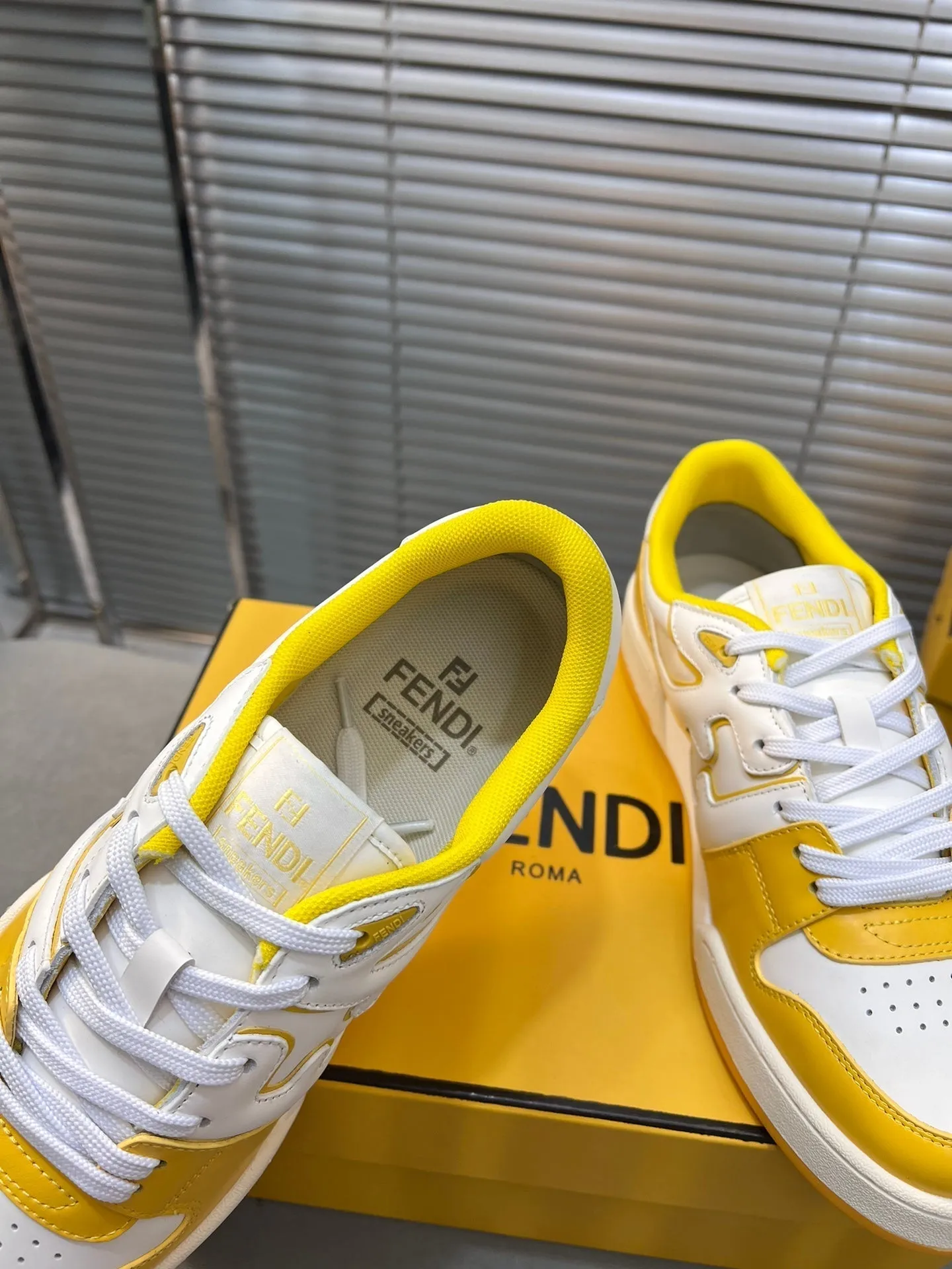 AND Economical IN CALFSKIN FENDI FENDI MESH BRIGHT Great savings LOW TOPS MATCH MIX YELLOW WHITE
