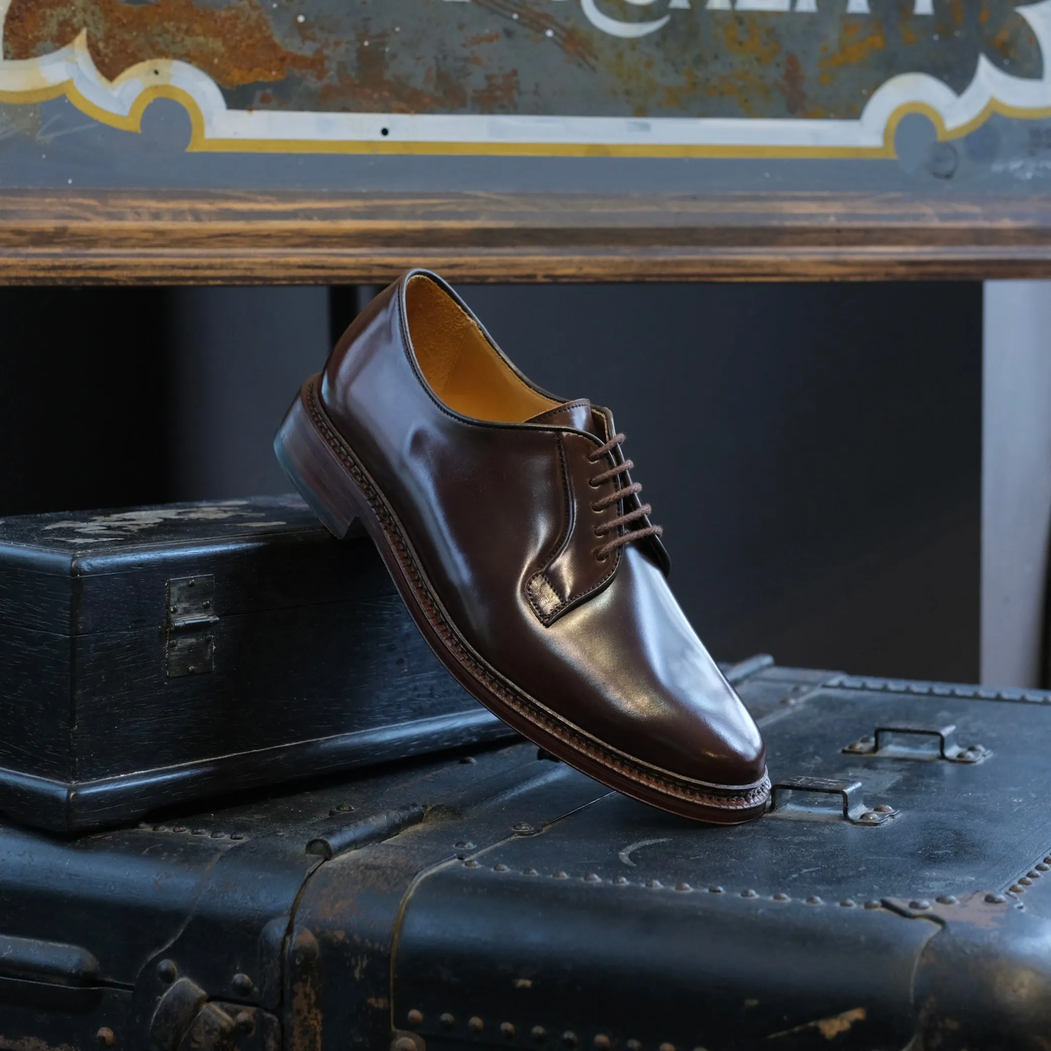 Berwick1707 Shell Cordovan Plain Toe Derby