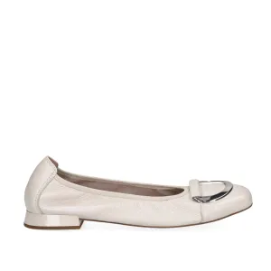 Caprice Stretch Patent Pump Pearl