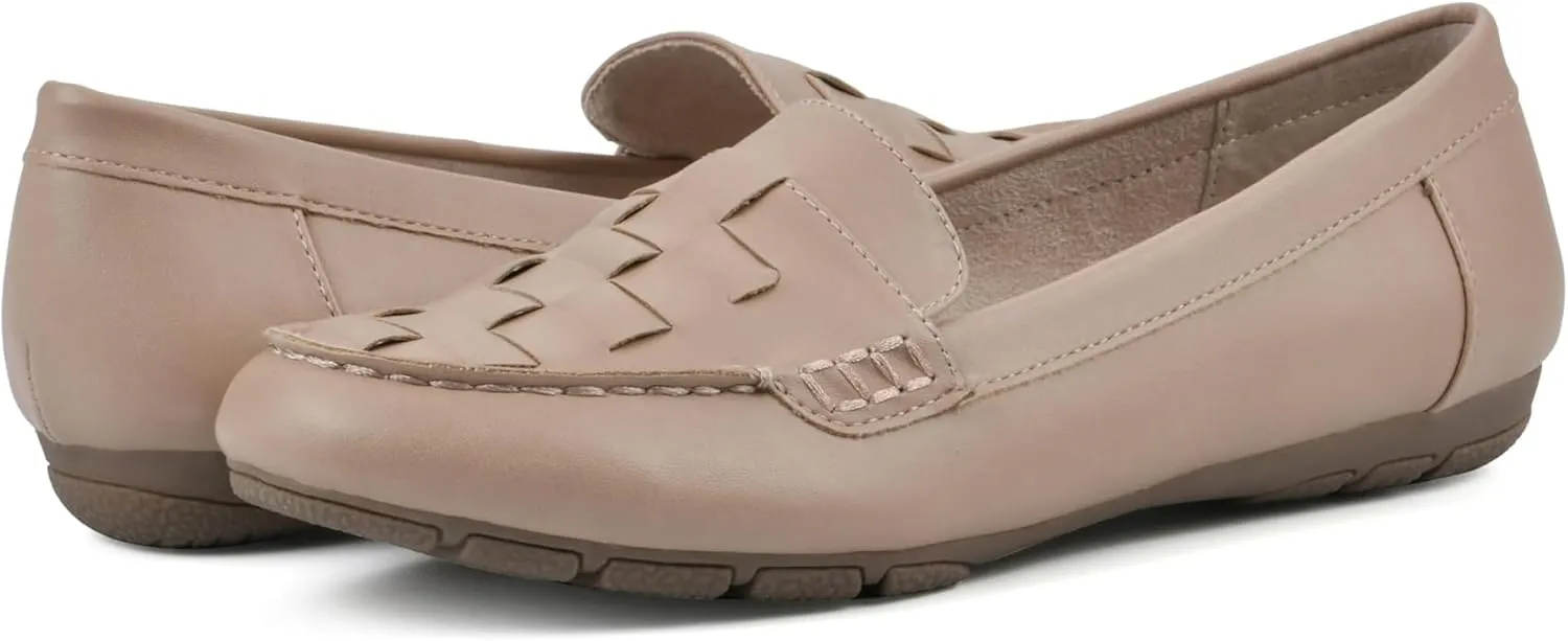 CLIFFS BY WHITE MOUNTAIN Women's Giver Cushioned Loafer Flat