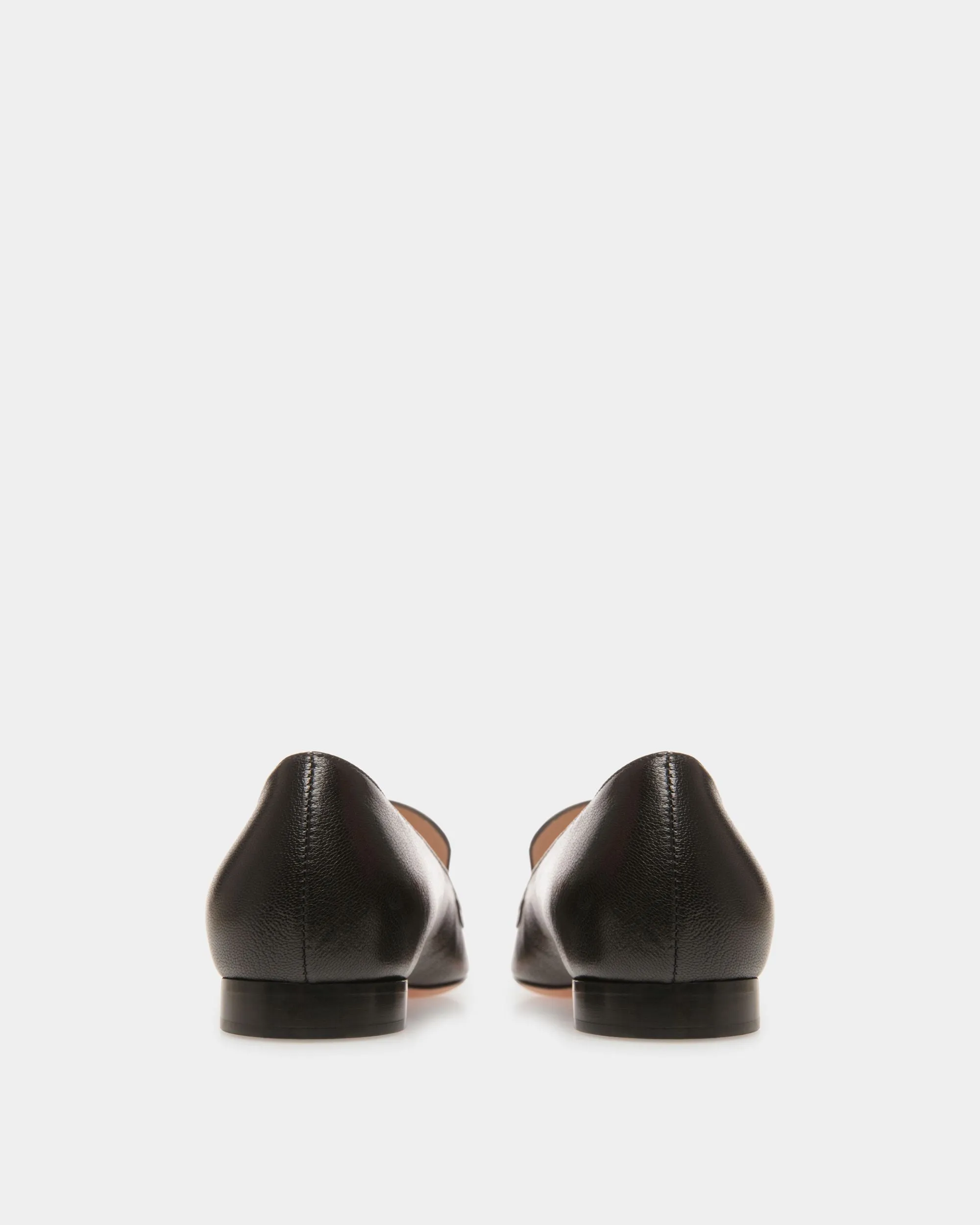 Daily Emblem Loafers In Black Leather