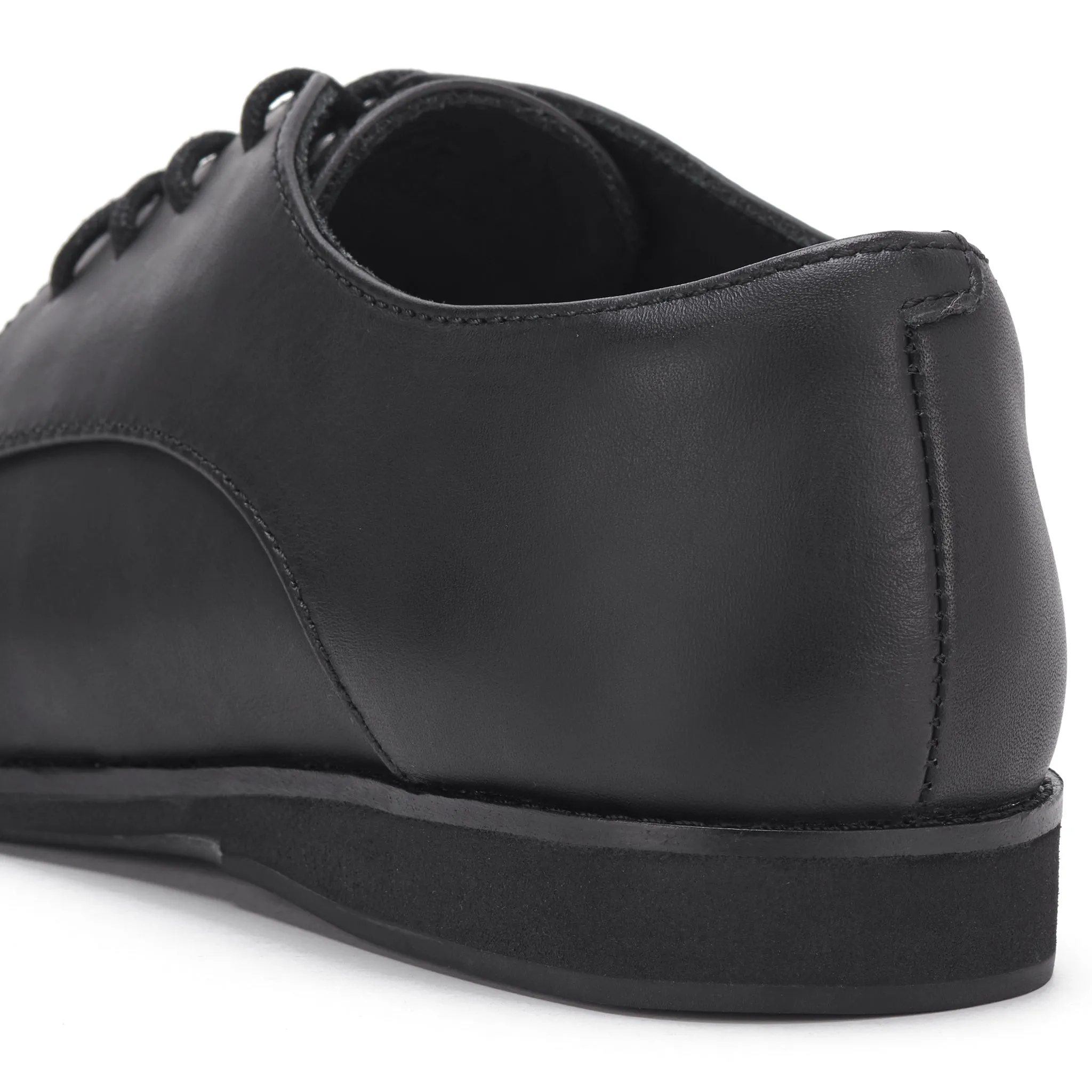 Derby All Black