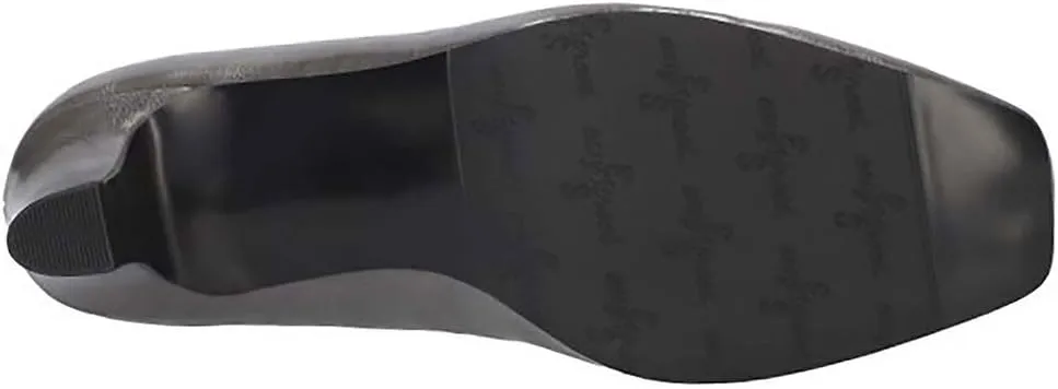 Easy Street Women's Poet Pump