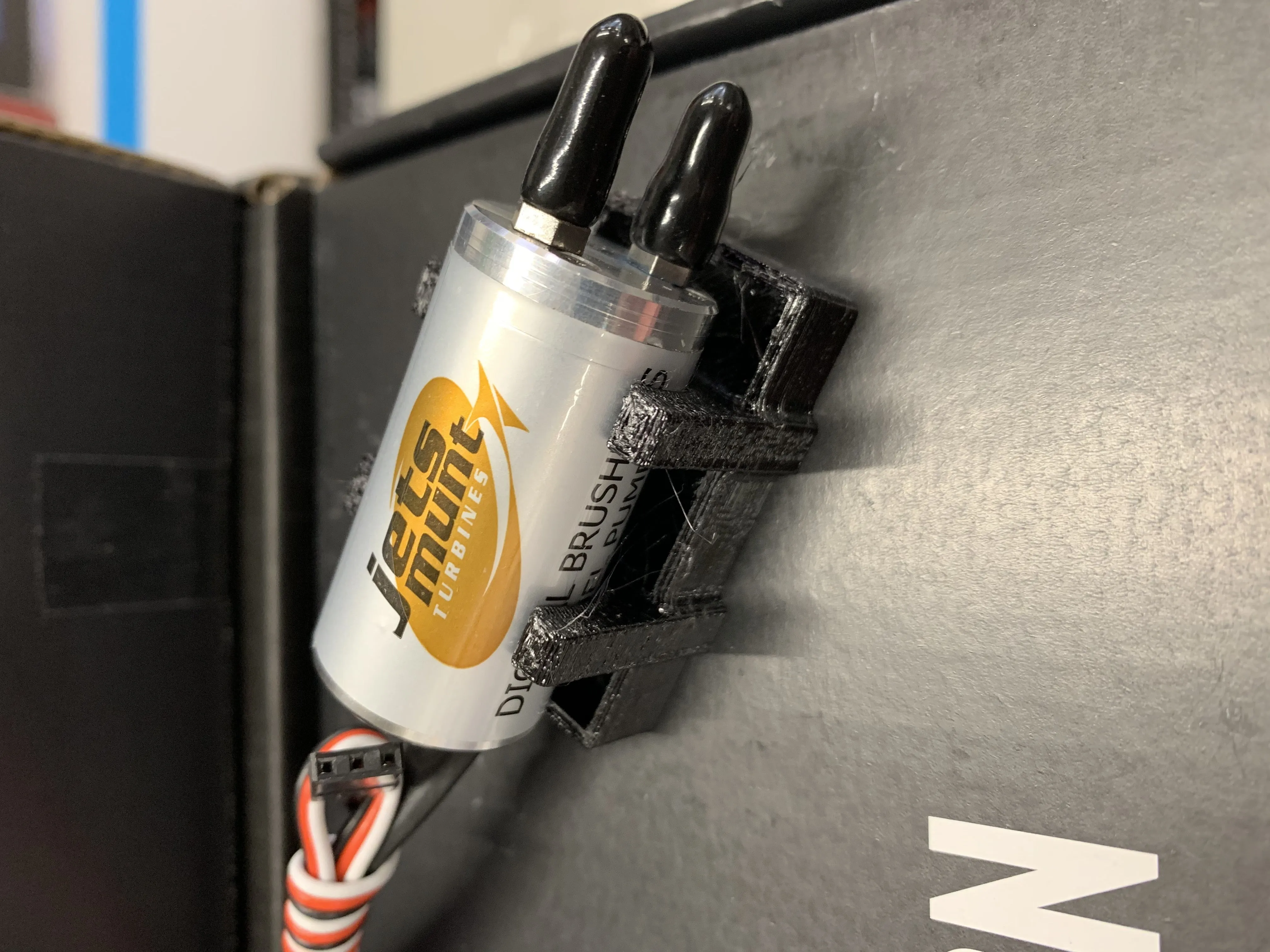 Fuel Pump Mount 3D Printed for Jetsmunt Brushless Pump from XM Aviation