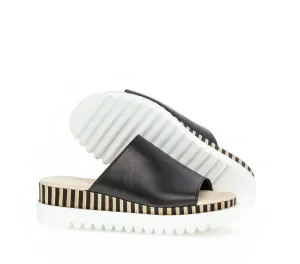 GABOR - 64.663.27 WEDGE MULE - BLACK LEATHER