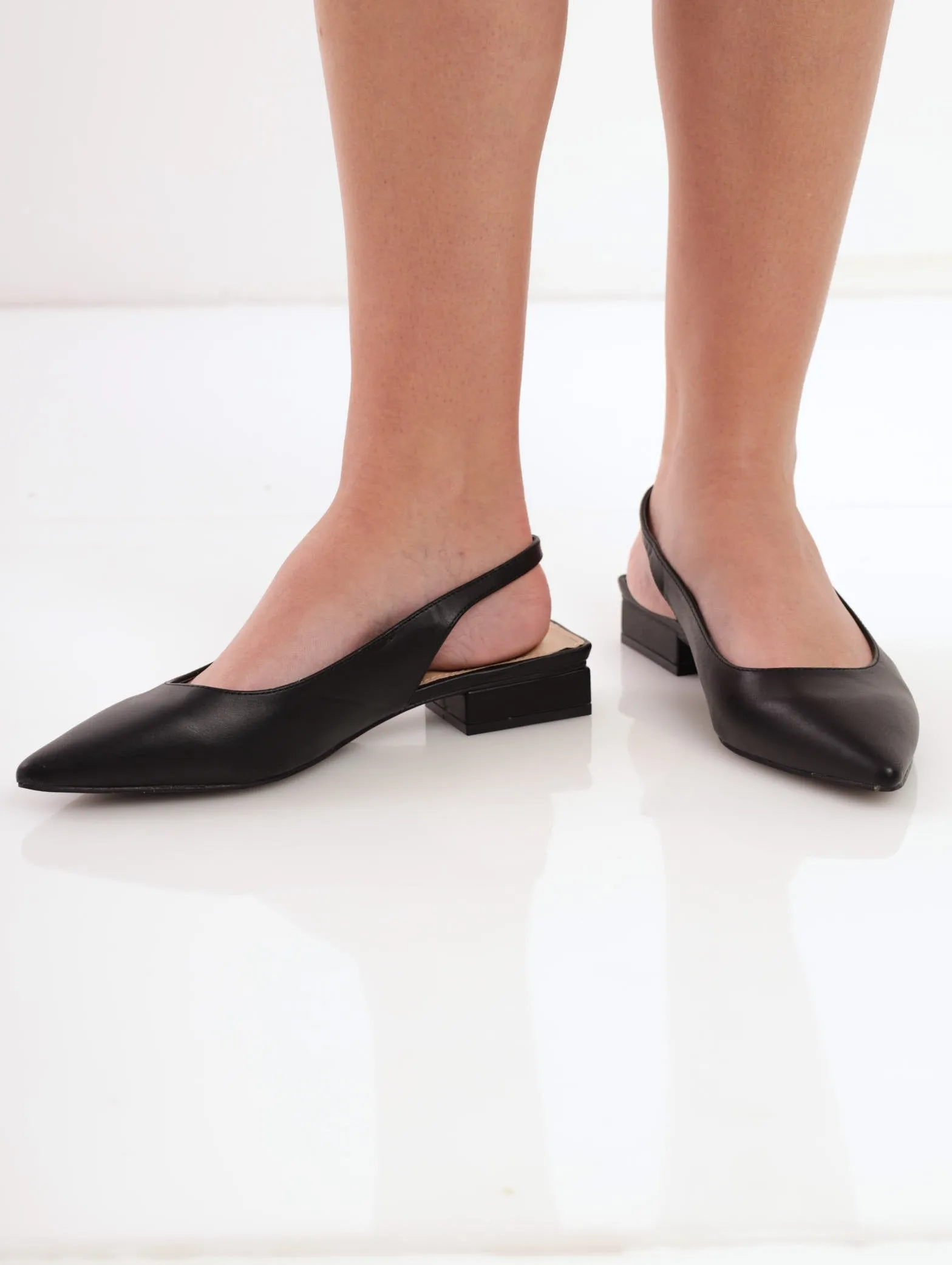 Ladies Pointed Low Block Heel Slingback Pump - Black
