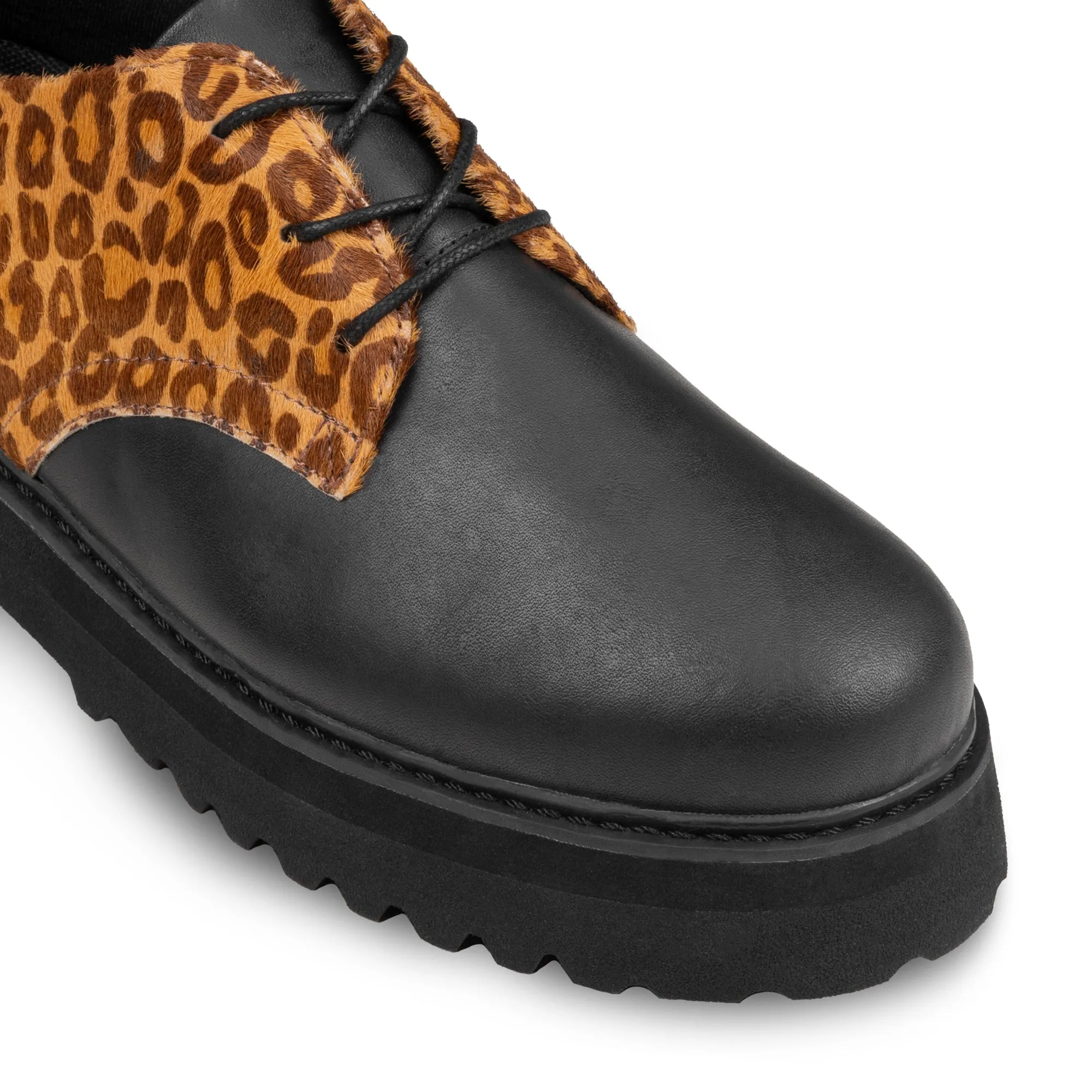 Moss Derby Leopard