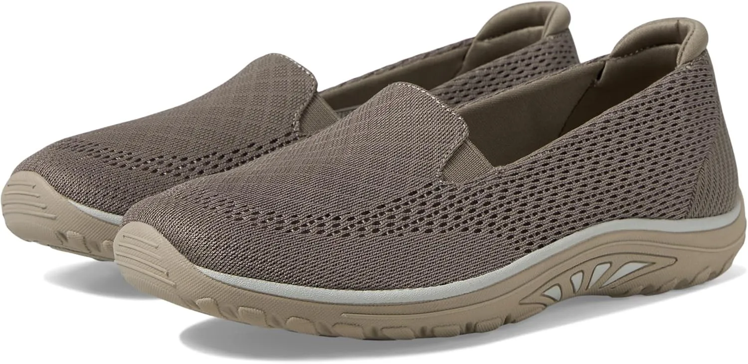 Skechers Women's Reggae Fest-Willows Vibe Loafer Flat