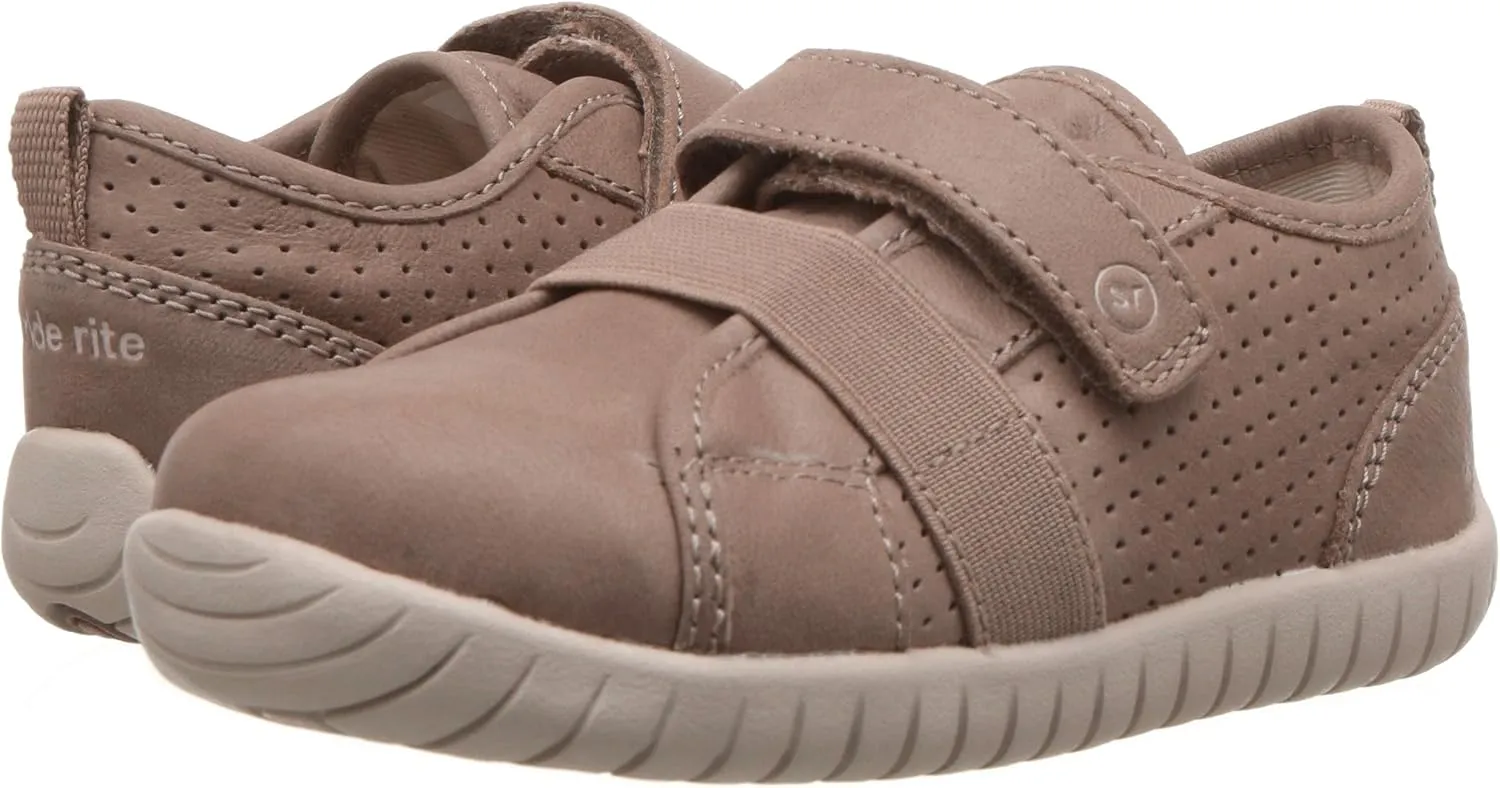Stride Rite Unisex-Child Sr Tech Riley Sneaker