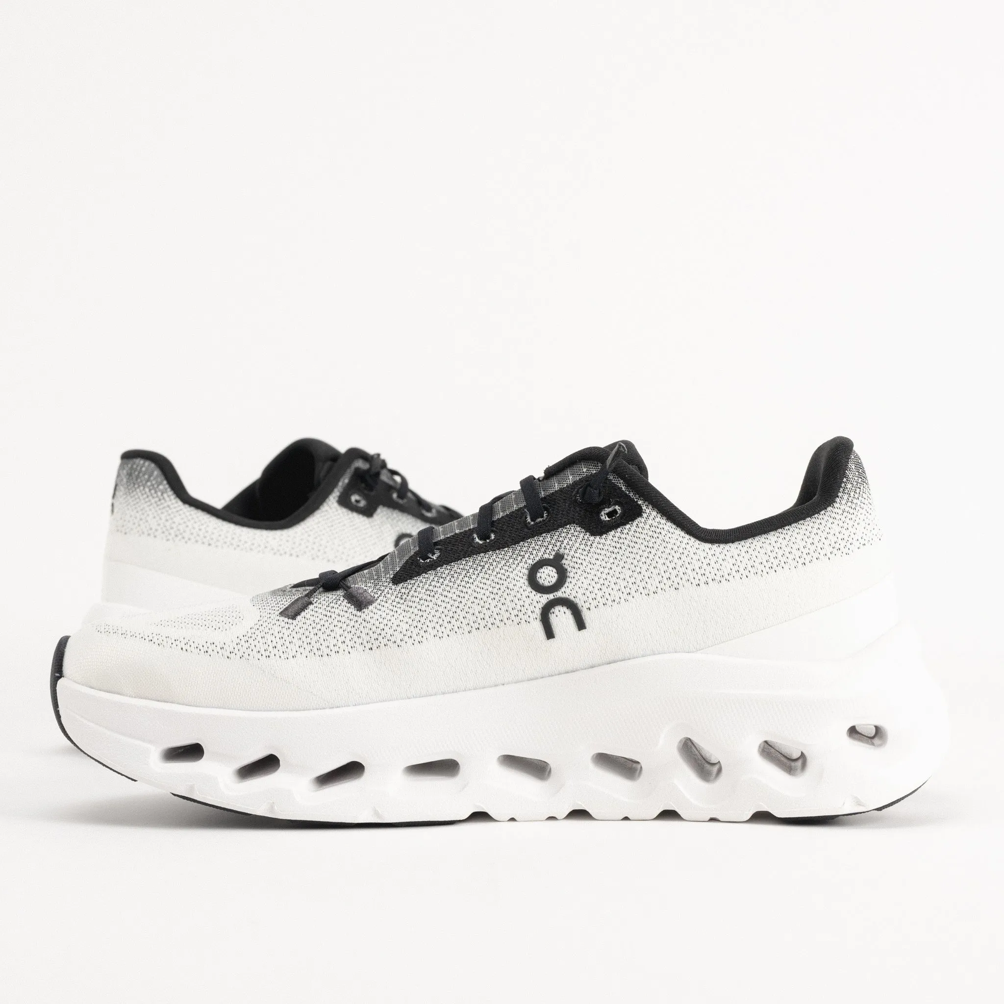 W-CLOUDTILT - BLACK - MESH