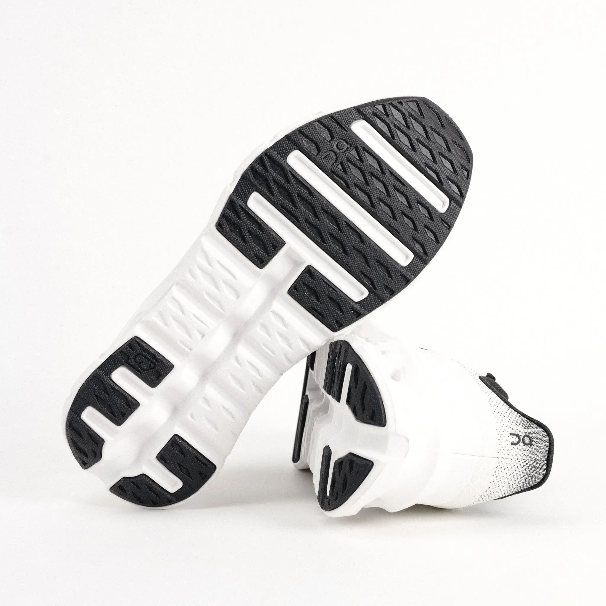 W-CLOUDTILT - BLACK - MESH