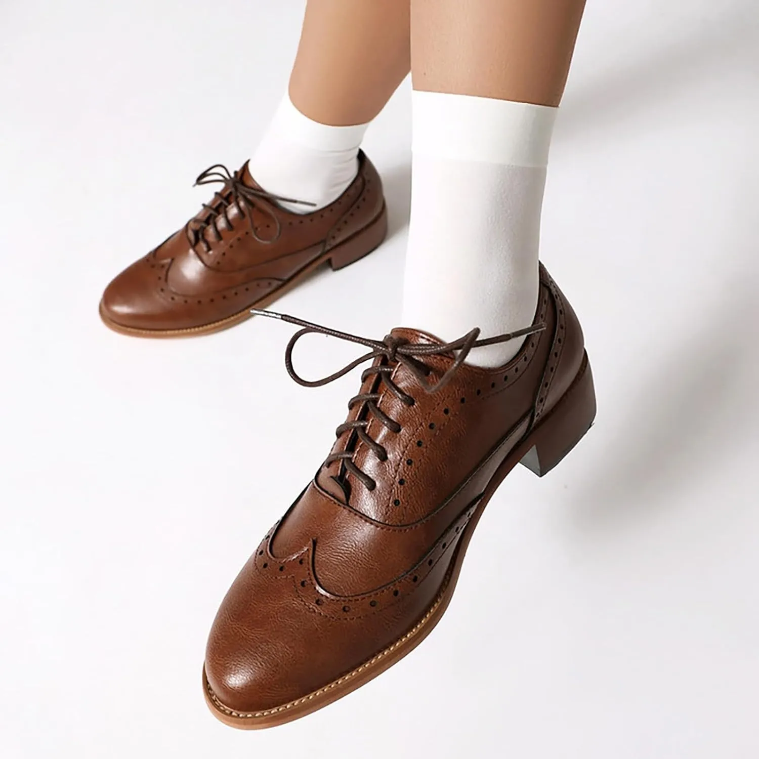 Women's Retro Flat Shoes Comfortable Casual Thick Heel Slip On Loafers for Spring Summer Outfits with Jeans Skirts