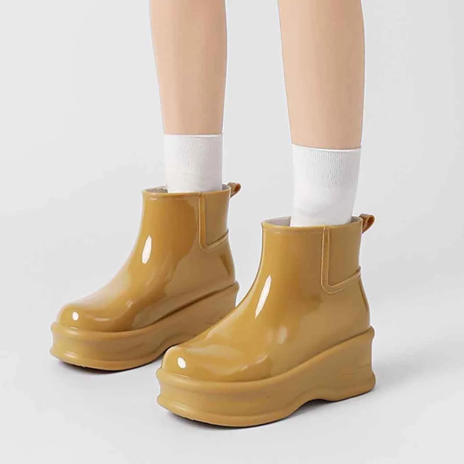 Women's Short Rain Boots Rubber Waterproof Garden Boots Elastic Slip On Insulated Rain Shoe for Outdoor Work Sole
